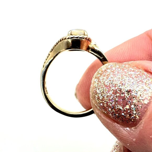 Estate Jewelry Womens Ring 10K Yellow Gold Opal Ring Size 6 - Picture 4 of 6
